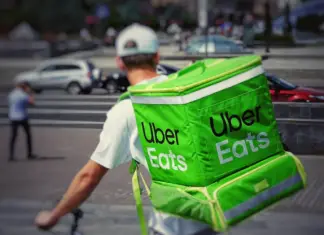 Как зарабатывать $1000 в неделю с Uber Eats: Моя история
