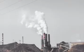 Кто производит телевизоры Skyworth?