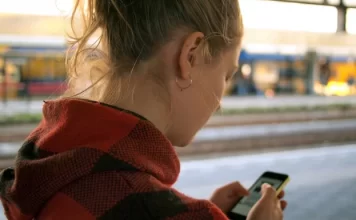 Как отменить поездку на Lyft